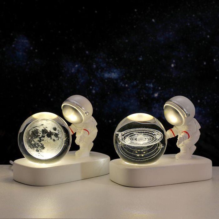 Astronaut Galaxy Crystal LED Lamp - Image 7